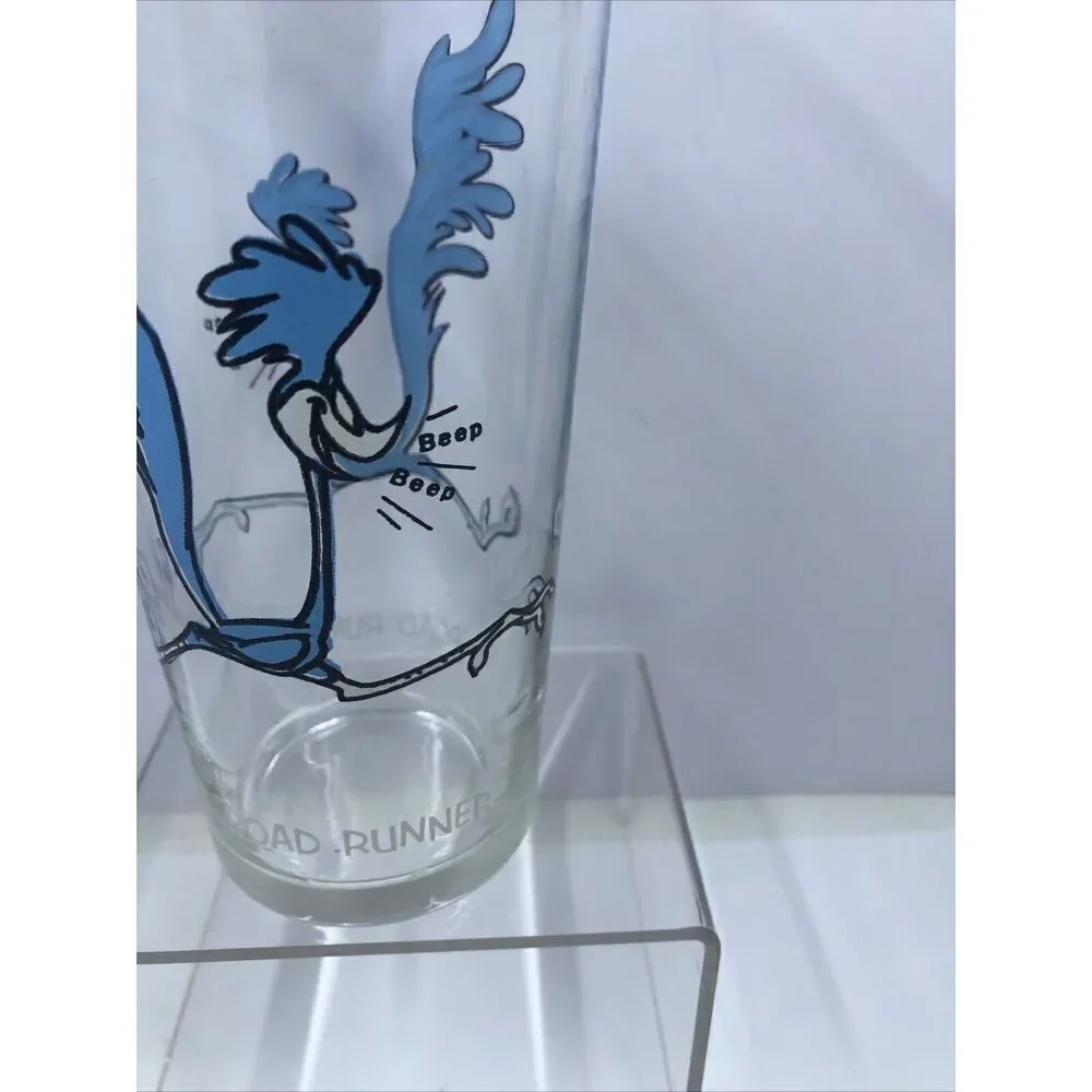 1973 Warner Brothers Road Runner Pepsi Collector Drinking Glass Series. Vintage